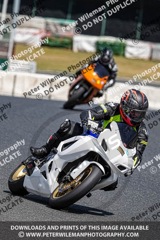 enduro digital images;event digital images;eventdigitalimages;mallory park;mallory park photographs;mallory park trackday;mallory park trackday photographs;no limits trackdays;peter wileman photography;racing digital images;trackday digital images;trackday photos